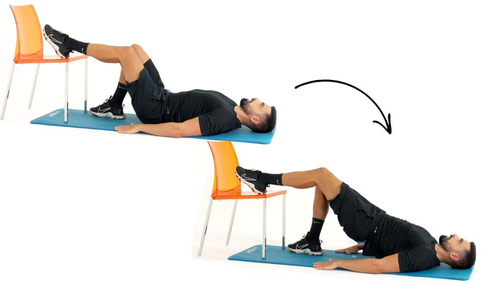 Comment réaliser l'exercice du Hip trust sur chaise. Exercice de fitness et remise en forme à la maison