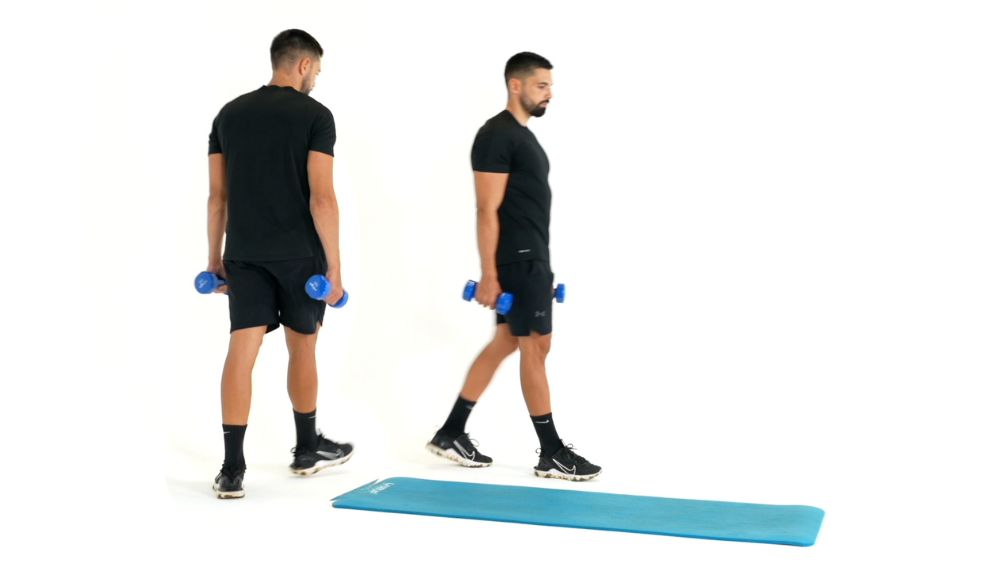 Comment réaliser l'exercice du illustration de comment réaliser l'exercice du Farmer Walk avec Haltères. Exercice de fitness et remise en forme à la maison.