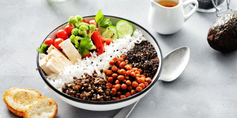 Les aliments les plus efficaces pour perdre du poids sainement et durablement : guide pratique et scientifique
